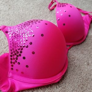 Victoria's Secret Bombshell Plunge Bra